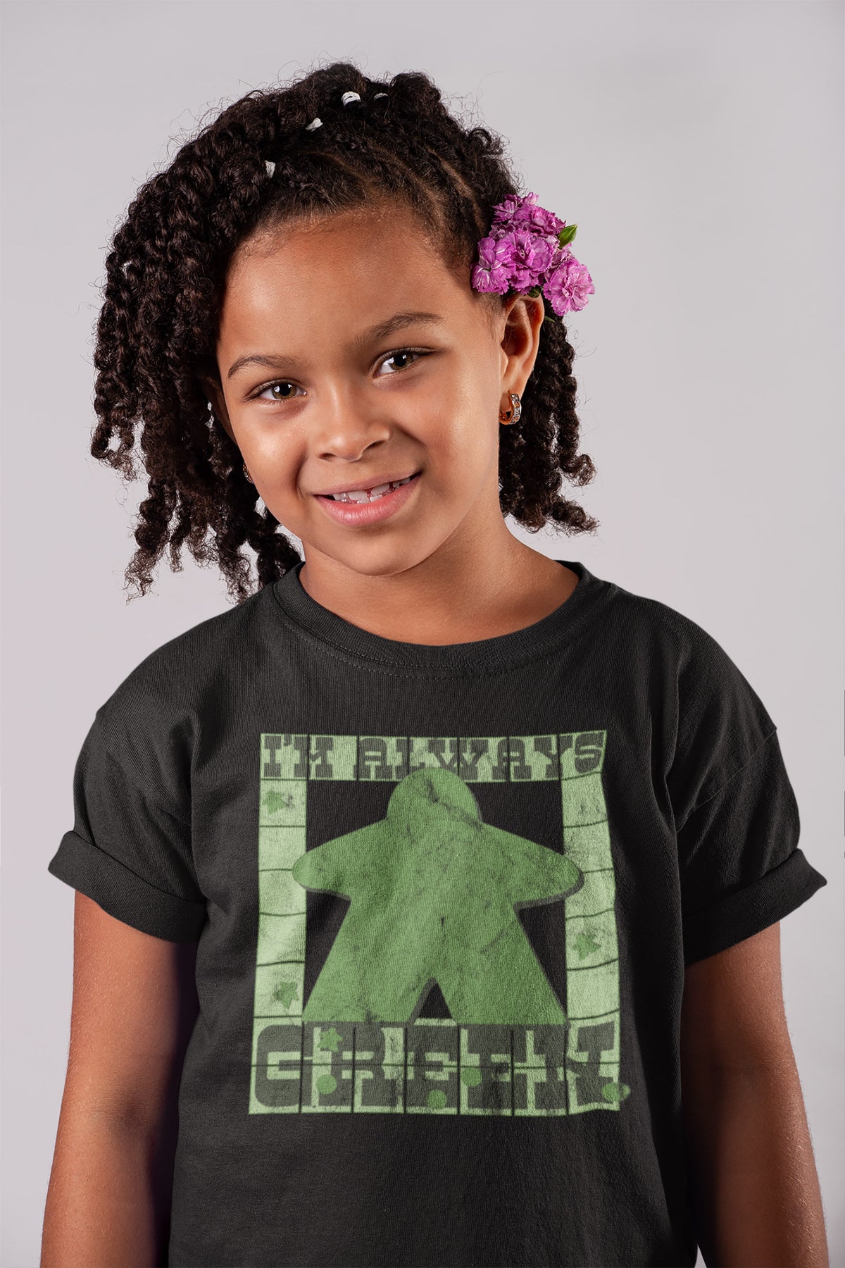 I&#39;m Always Green Meeple Board Game T-Shirt Action Shot Girl&#39;s